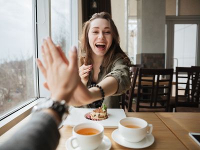 10 πράγματα που πρέπει να αποφεύγετε όταν προσπαθείτε να μείνετε έγκυος