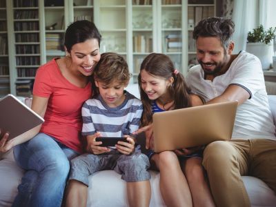 10 λεπτά την ημέρα: Ο χρόνος που μεταμορφώνει τη σχέση με τα παιδιά σας