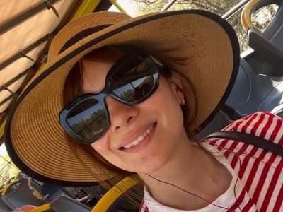 «Μαμά, είδα έναν αρχαίο Έλληνα»-Η Ευγενία Δημητροπούλου και η κόρη της έγιναν τουρίστριες στην Αθήνα