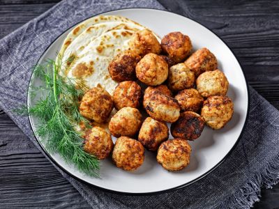 Η συνταγή για να φτιάξετε και εσείς τα κεφτεδάκια της γιαγιάς Άννας