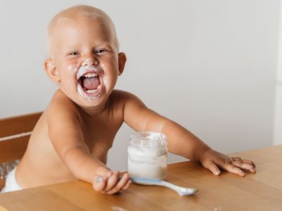 Τι γιαούρτι να δώσω στο μωρό: Τι να προσέξετε και τι να αποφύγετε