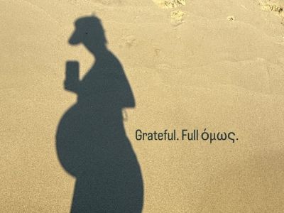 Κουίζ: Ποια Ελληνίδα ηθοποιός έδειξε τη φουσκωμένη της κοιλίτσα στο Instagram;