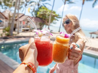 Αλκοόλ και καλοκαιρινές διακοπές: Συμβουλές για να αποφύγετε τις υπερβολές