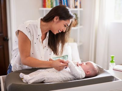 Κενώσεις μωρού που θηλάζει: Τι πρέπει να γνωρίζετε;