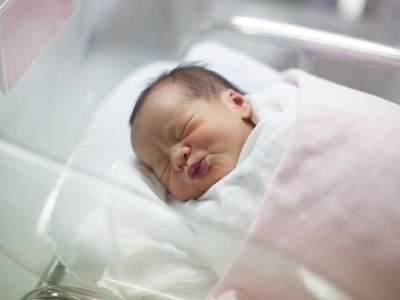 Γεννήθηκε μωρό από έμβρυο που παρέμενε κατεψυγμένο για 30 χρόνια