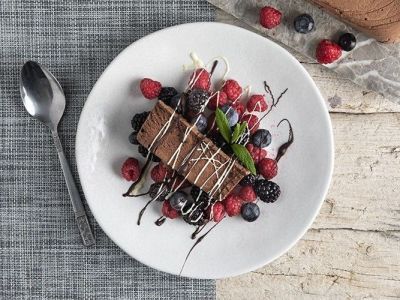 Semifreddo σοκολάτας: Ένα εύκολο ιταλικό παγωτό που δεν μπορείς να αντισταθείς