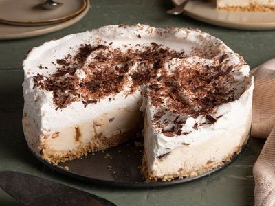 Εύκολη τούρτα παγωτό banoffee - Σε ένα τέταρτο είναι έτοιμη για την κατάψυξη