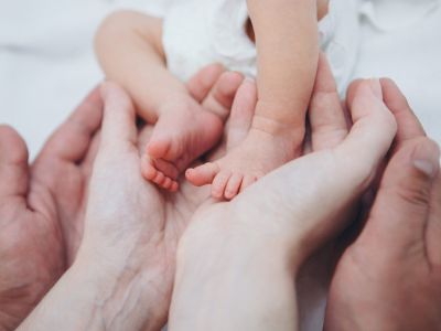 Μελέτη αποκαλύπτει πόσα μωρά από εξωσωματική έχουν γεννηθεί παγκοσμίως