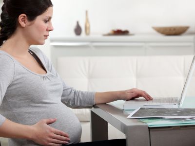 «Μην γκουγκλάρεις»: Το πιο σκληρό μάθημα που πήρα στην εγκυμοσύνη μου