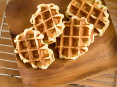 Pizza Waffles: Το κολατσιό που θα λατρέψουν τα παιδιά φέτος στο σχολείο