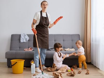 Ένα αντικείμενο την ημέρα: Αυτή είναι η καθημερινή μου συνήθεια για καθαρό σπίτι με τρία παιδιά