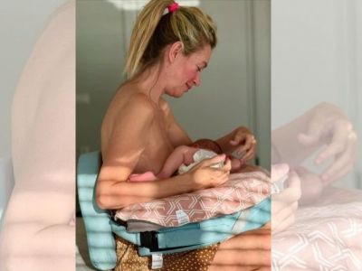 Οι τρυφερές στιγμές θηλασμού της Άριελ Κωνσταντινίδη με τη νεογέννητη κόρη της