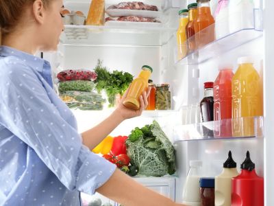 Τι μπορείτε να αποθηκεύετε στην πόρτα του ψυγείου;