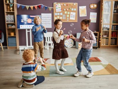 Πώς να κάνετε τη μάθηση διασκεδαστική για τα παιδιά με διαδραστικές δραστηριότητες