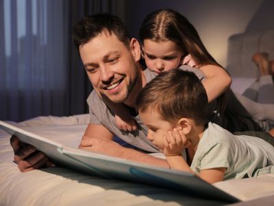 Η δύναμη της αφήγησης: πώς τα παραμύθια καλλιεργούν την ψυχοσυναισθηματική ανάπτυξη του παιδιού