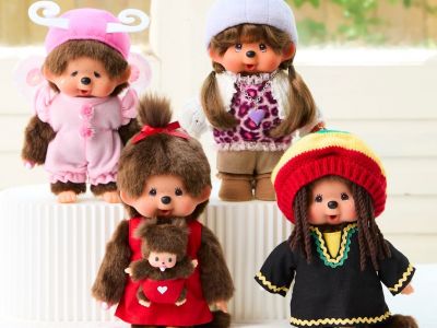 Πριν από τα Labubu υπήρχαν τα Monchhichi - Θα γίνουν η νέα εμμονή της Gen Z;