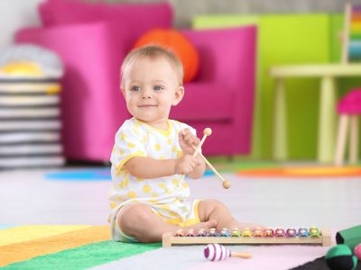 Αυτή η απλή καθημερινή συνήθεια ενισχύει τον εγκέφαλο του μωρού σας