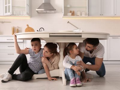 Σεισμός: Πώς να προφυλαχθείτε εσείς και τα παιδιά σας