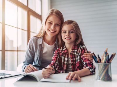 7 πρακτικές ιδέες για να βοηθάτε καθημερινά το παιδί σας με δυσλεξία