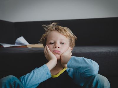 Νέα μελέτη: Τα άτομα με αυτισμό και εκείνα με κοινωνικό άγχος βιώνουν διαφορετικά την ενσυναίσθηση