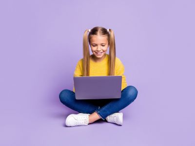 Ψηφιακή ισορροπία και παιδιά: Πόση ώρα μπροστά σε οθόνες είναι ασφαλής;