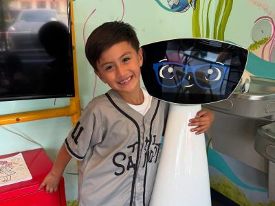 Ρομπότ - κοριτσάκι γίνεται η καλύτερη συντροφιά των παιδιών σε νοσοκομεία