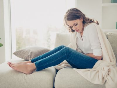 Πώς μπορώ να αντιμετωπίσω τον πόνο της ενδομητρίωσης; (vid)
