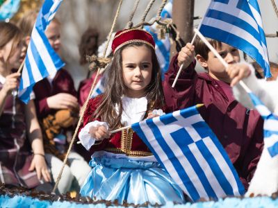 5 tips για να εξηγήσετε στα παιδιά τι γιορτάζουμε την 28η Οκτωβρίου