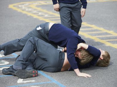 Διεθνής Ημέρα Μη Βίας: Μπορεί να σπάσει ο κύκλος της βίας μεταξύ των παιδιών;