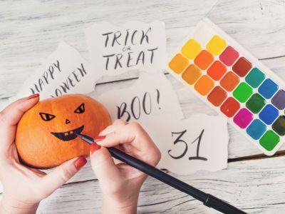 5 Halloween κατασκευές που θα ξετρελάνουν τα παιδιά σας