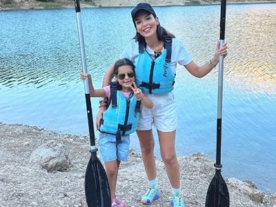 Η Νικολέττα Ράλλη και η κόρη της έκαναν κανό και έζησαν μια αξέχαστη εμπειρία στη φύση