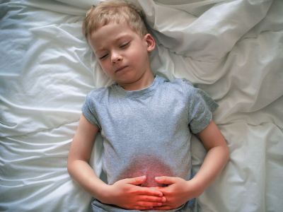 Σκωληκοειδίτιδα σε παιδιά και εφήβους: Πότε να ανησυχήσετε και πώς αντιμετωπίζεται 