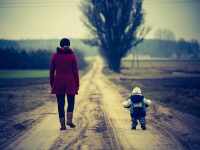 Δεν μπορώ να διορθώσω αυτόν τον κόσμο αλλά μπορώ να σε μεγαλώσω για να τον αλλάξεις