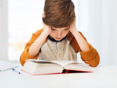 3 tips για να συγκεντρωθεί το παιδί σου καλύτερα στο διάβασμα