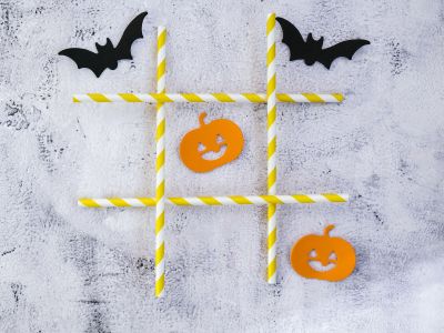 Φτιάξτε την πιο spooky Halloween τρίλιζα με τα παιδιά σας – Tο απόλυτο οικογενειακό παιχνίδι