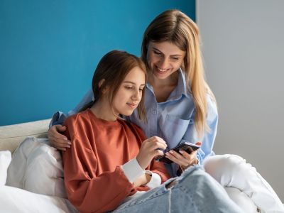 4 tips για να προστατεύετε τα παιδιά σας όταν χρησιμοποιούν το ChatGPT