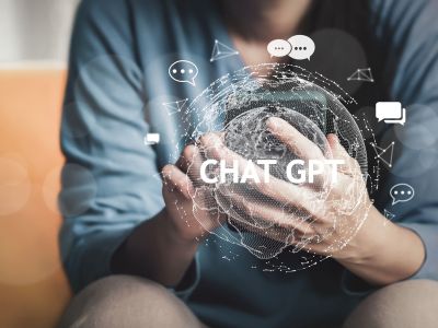 Οι γυναίκες απευθύνονται στο ChatGPT για συμβουλές σύλληψης και εγκυμοσύνης