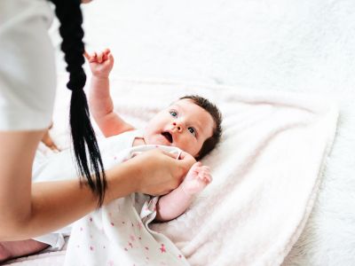 Το μωρό κάνει εμετό το γάλα - Τι πρέπει να γνωρίζεις