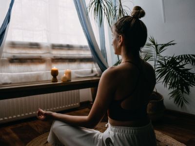 Self-care routine: Πώς να φροντίζετε τον εαυτό σας σωστά χωρίς να ξοδέψετε μια περιουσία