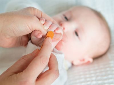 Πότε πρέπει να κόψω τα νύχια του μωρού;