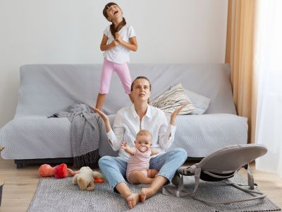 Πώς να μεγαλώσεις υπεύθυνα παιδιά χωρίς να τρελαθείς