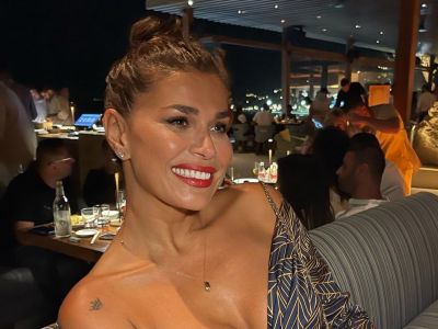 Νεσχάν Μουλαζίμ: Η κόρη της φοράει τα πλεκτά παπουτσάκια που είχε κρατήσει η μητέρα της