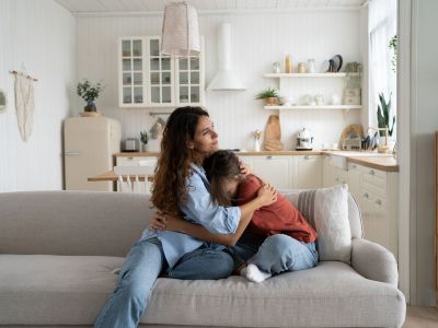 Πώς να παραμείνετε ψύχραιμοι στα ξεσπάσματα των εφήβων