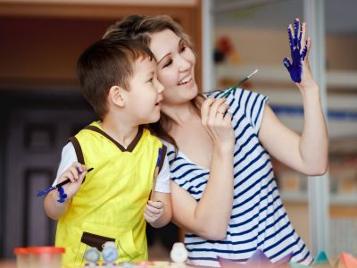 5 τρόποι να ζωγραφίσετε μαζί με το παιδί σας και να δημιουργήσετε αξέχαστες αναμνήσεις