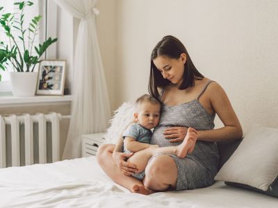 22 πρακτικά tips για γονείς που περιμένουν το δεύτερο παιδί