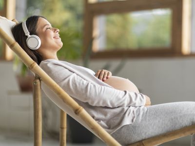 10 ιδέες ψυχικής χαλάρωσης στην εγκυμοσύνη που πραγματικά βοηθούν