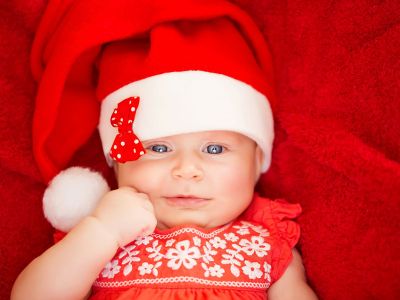 Το να έχεις ένα μωρό στις γιορτές είναι πραγματικά ξεχωριστό