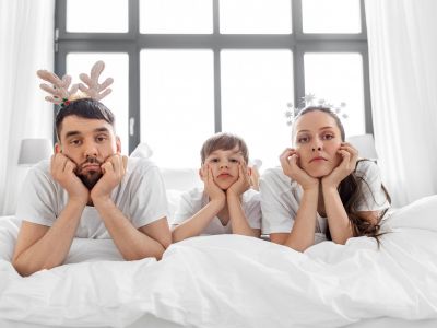 Μελαγχολία των γιορτών: Πώς να προστατέψετε την ψυχική σας υγεία ( και της οικογένειάς σας)
