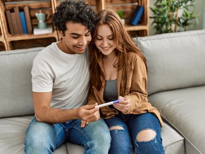 Νέα χρονιά, νέοι στόχοι: 4 tips για ζευγάρια που προσπαθούν να αποκτήσουν παιδί