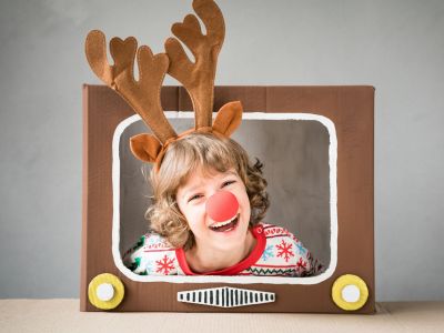 Ποιοτικός χρόνος στις γιορτές: Δραστηριότητες που ενισχύουν τη μάθηση μέσα από το παιχνίδι